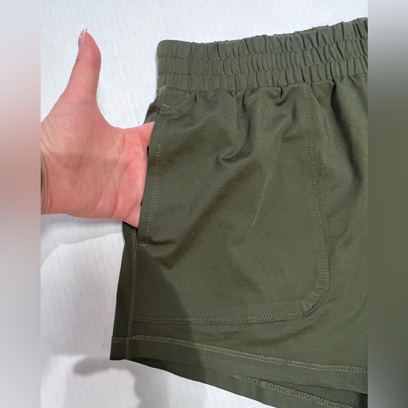 NWT All In Motion Women's Casual Pull On Shorts size S Olive Green - Picture 3 of 4